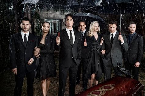 Astro de The Vampire Diaries ficaria pelado em série por uma。